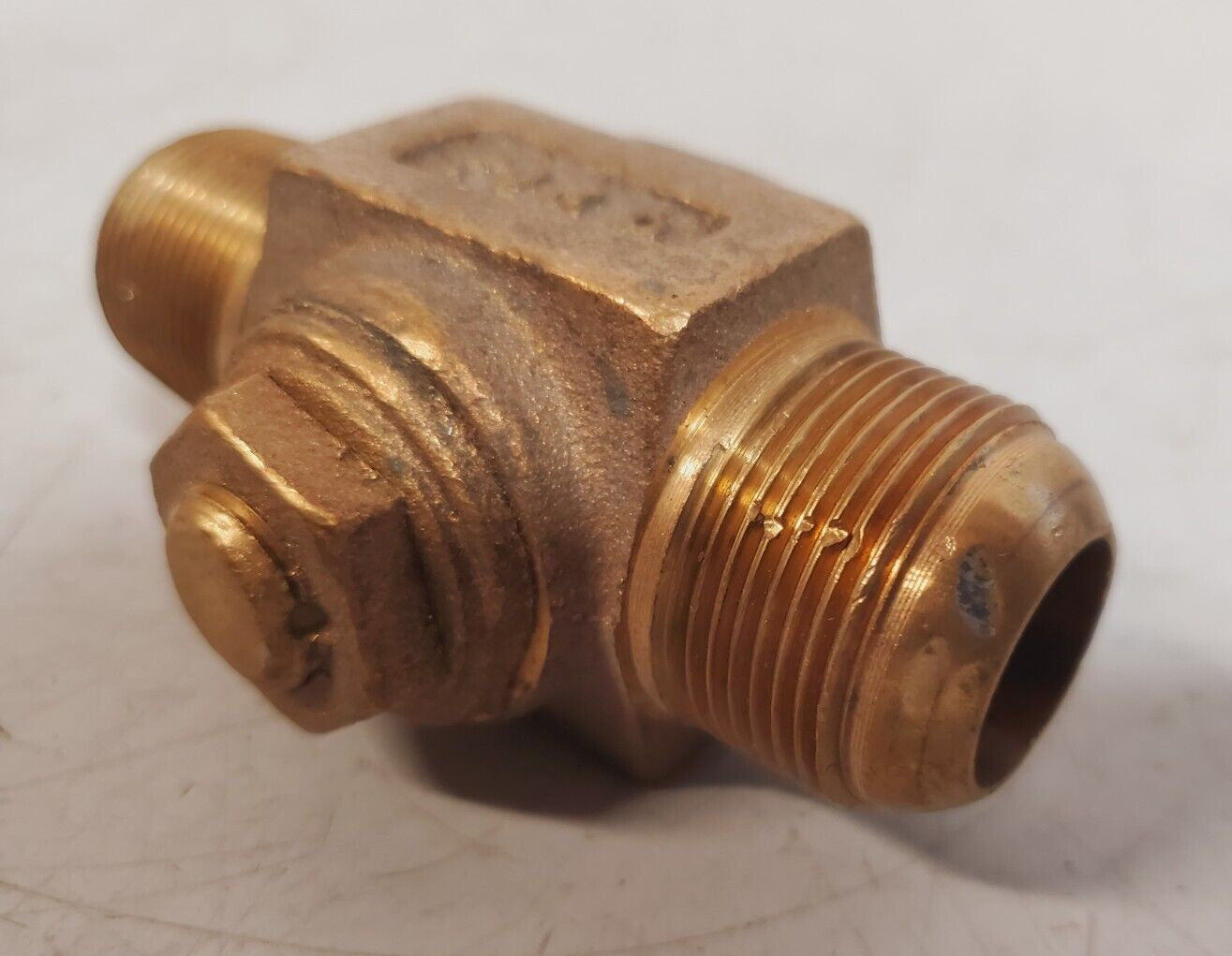 Ford Meter Box Valve 3/4" AWWA x Flare Brass