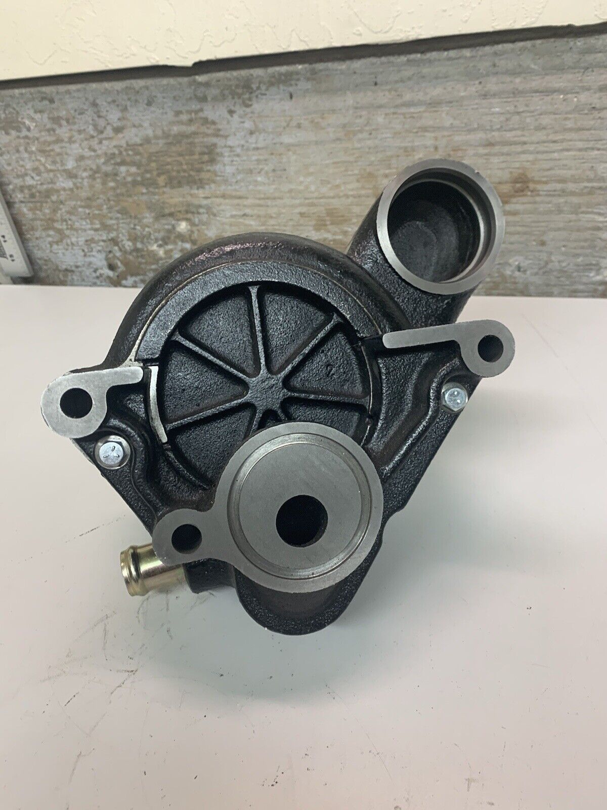 3G21 Water Pump R953 - 3 Bolt