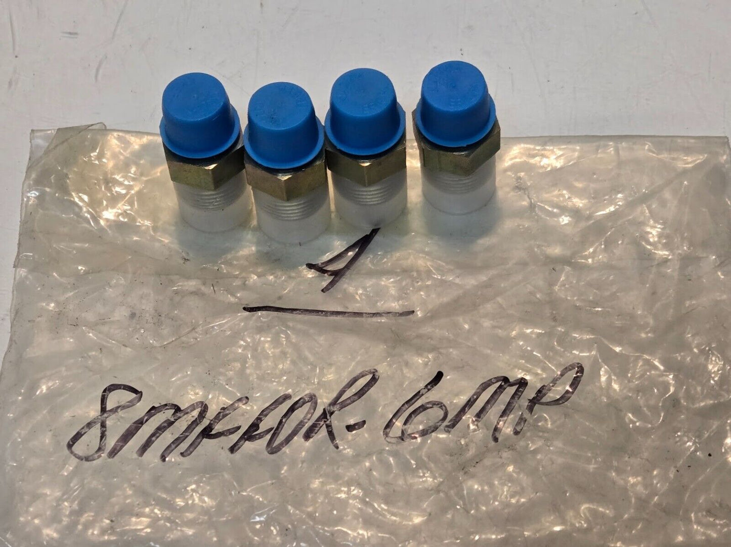 4 Quantity of 8MFFOR-6MP Hydraulic Adapters 13/16"-16 x 3/8"-18 (4 Quantity)