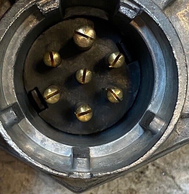 3 Qty of SAE J560 7-Pin Round Vehicle-Side Female-End Sockets 59W-7-3 (3 Qty)