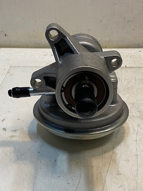 Engine Vacuum Pump 370 | 10mm Bolt Holes 17mm OD Shaft 10mm Small Shaft