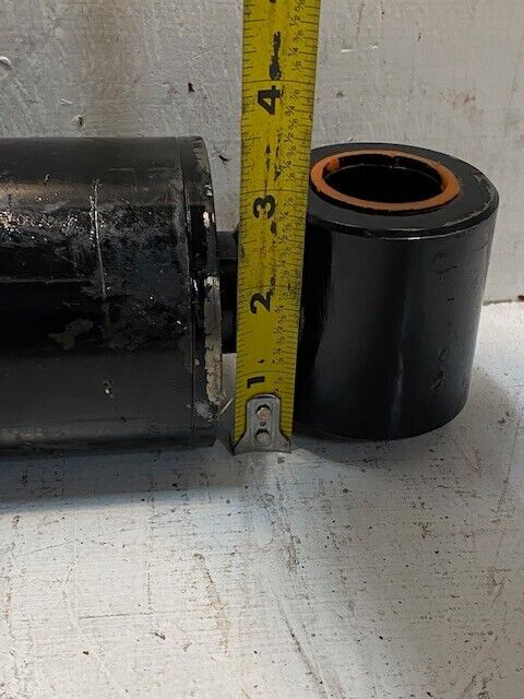 Hydraulic Cylinder HMC 262254 | 230731-002-005 | 20" Long 80mm OD