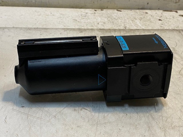 Wilkerson F18-02-SL00 Compressed Air Filter 5 Micron Rating Drain Compressor