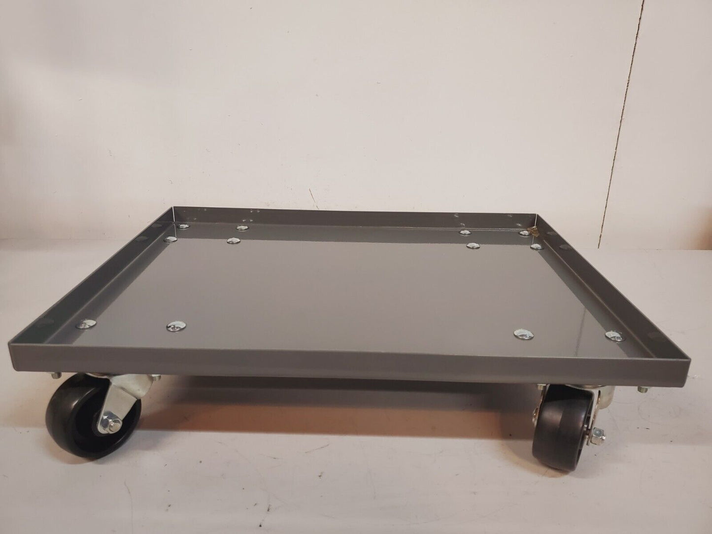 Akro-Mils Powder Coated Steel Panel Dolly RU843HR1621 | Flat Dolly