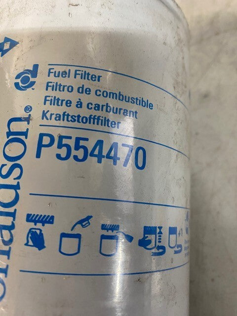 4 Quantity of Donaldson P554470 Spin on Fuel Filters (4 Quantity)