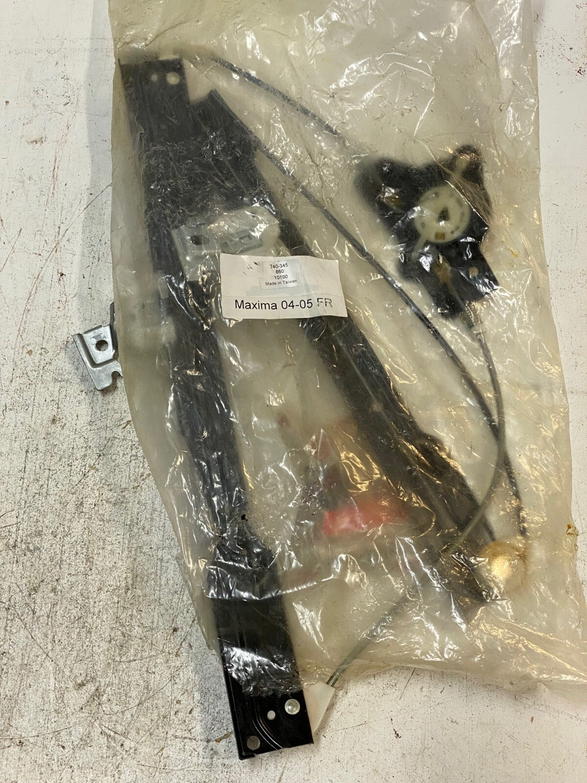 Dorman 740-345 860 10100 Window Regulator for Maxima 04-05 FR