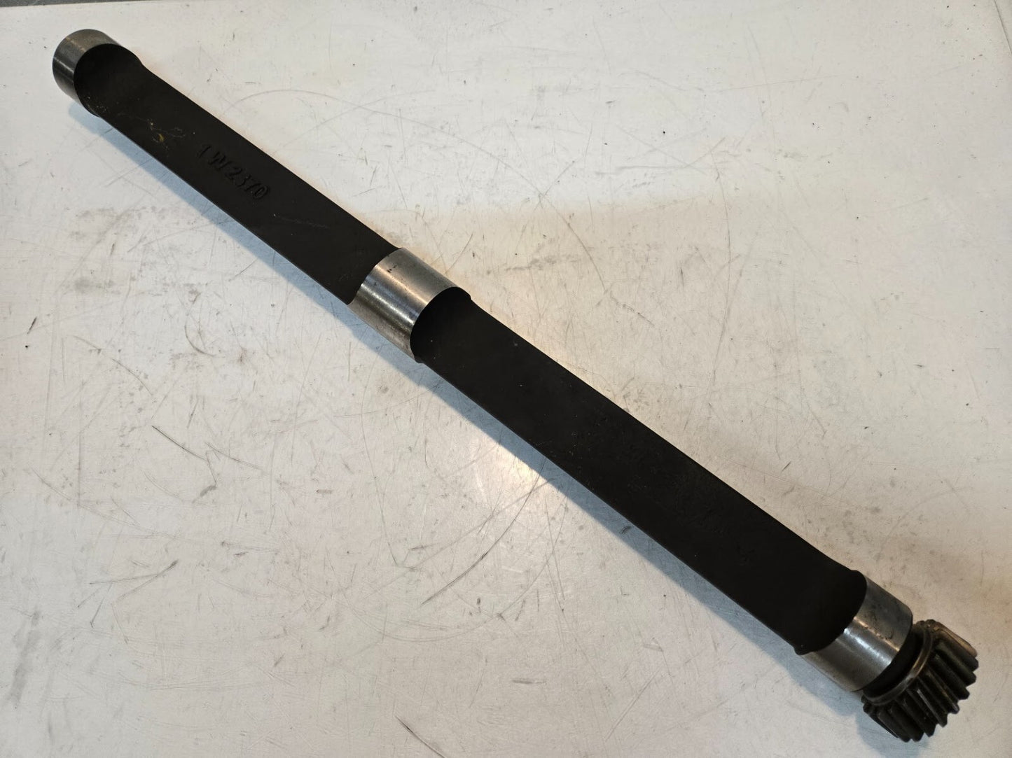 Balancer Shaft 1W2870 for Caterpillar | 26" Long | 20 Tooth Spur Gear