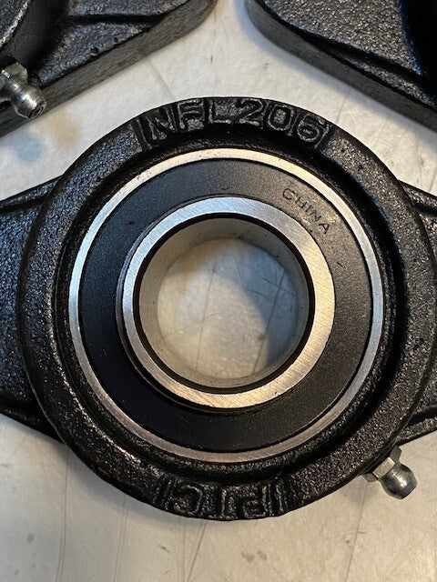3 Quantity of IPTCI 2-Bolt Flange Bearing NFL206 SA206-20G 30mm Bore (3 Qty)