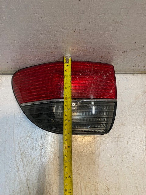 GM RH Tail Light Brake Stop Lamp for 97-99 Cadillac Catera 393.610 R