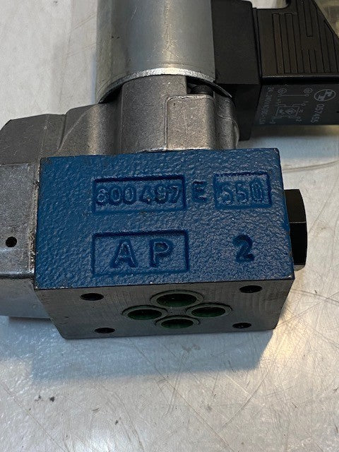 Rexroth M-3SEW6U35/420MW110 RN9Z55L S24 Solenoid Valve