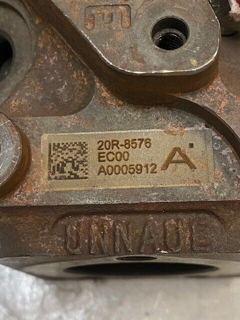 Unnaue 20R-8576 Combustion Head Assembly for CAT EC00 A0005912 348-3409