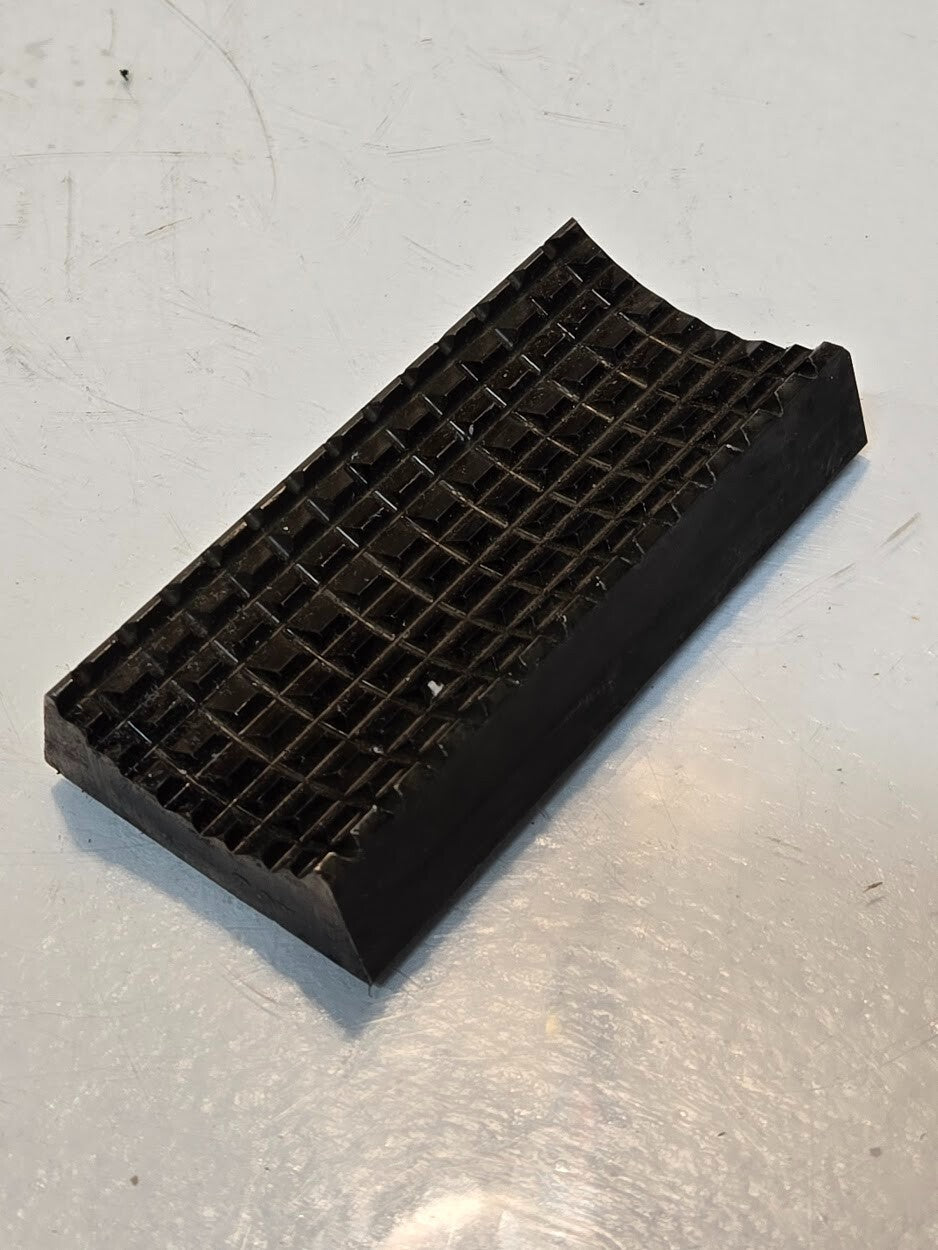 Power Tong Die G-16975653 | 3-13/16"x1-15/16"x11/16" 1lb