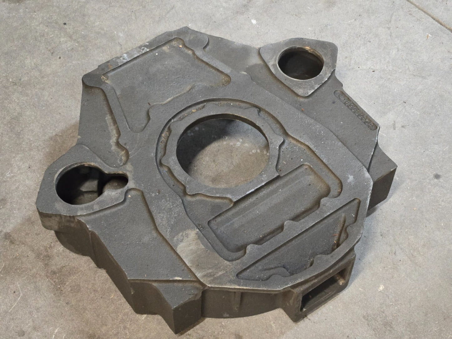 Flywheel Housing 3036805R for Cummins B and C Series | 25" x 28" x 6 1/4" 182lbs