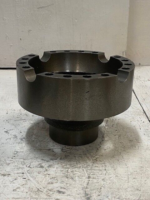 Case Flange Half Plain 3235H2062 7-1/4" OD 62mm Bore 5-1/8" Height