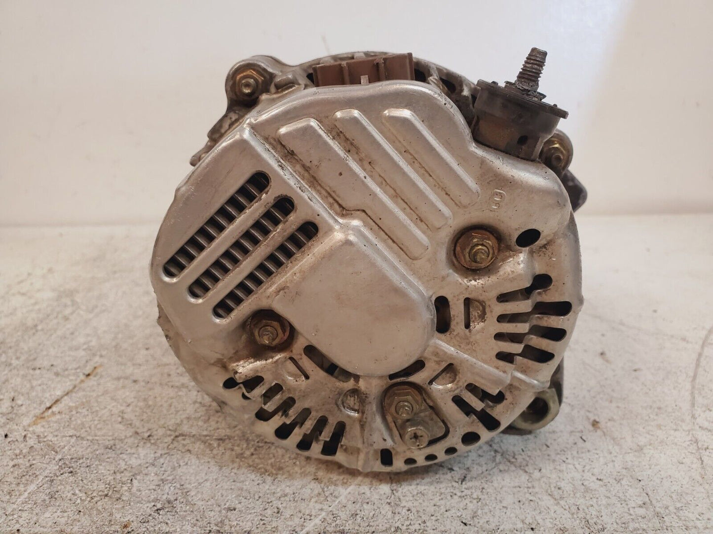 Toyota Denso Alternator 27060-28160 | 102211-0770 | 12V