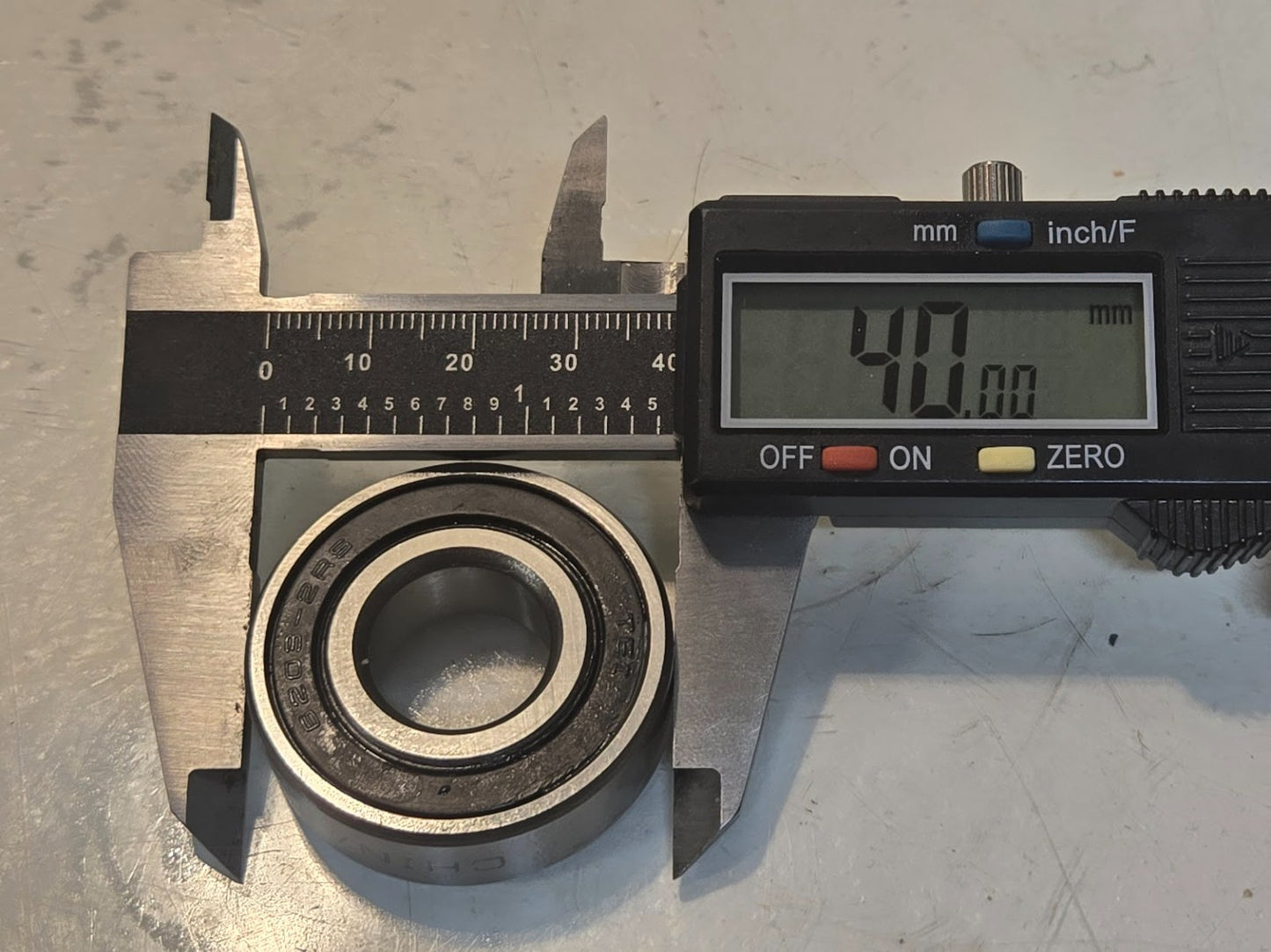 8 Quantity of Ball Bearings 6203-2RS | 40 mm OD x 17 mm Bore (8 Quantity)