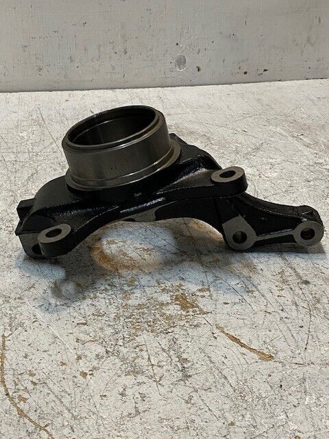 2J954G6 Steering Knuckle 72mm Bore