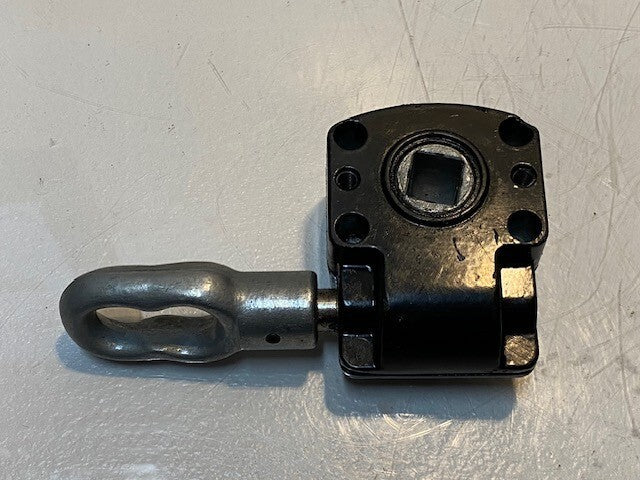 Vertical Curtain Gear Wormgear Bracket w/ Square Center 14mm