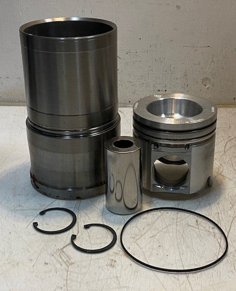 Cummins Engine Cylinder Kit Piston 3606732 Sleeve 3080760 Pin 4083243