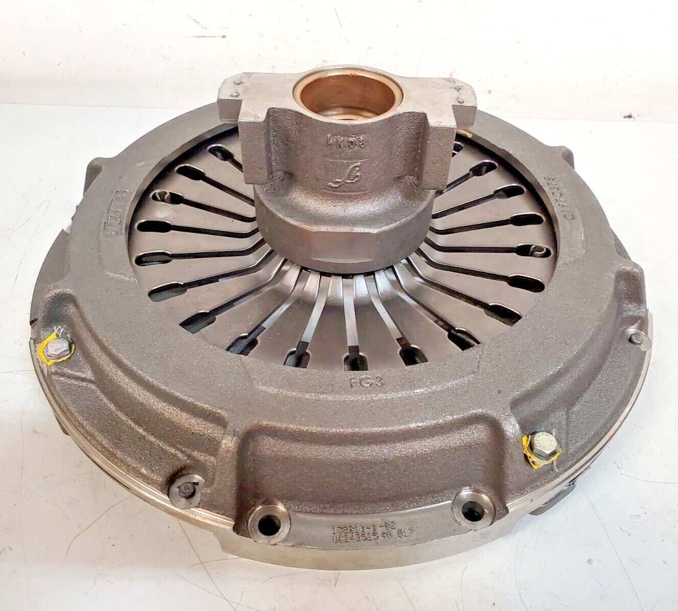 Eaton Clutch Integrated C197C375 | 138211-1-BZ | E1722M | FG3 | VC24352540.017