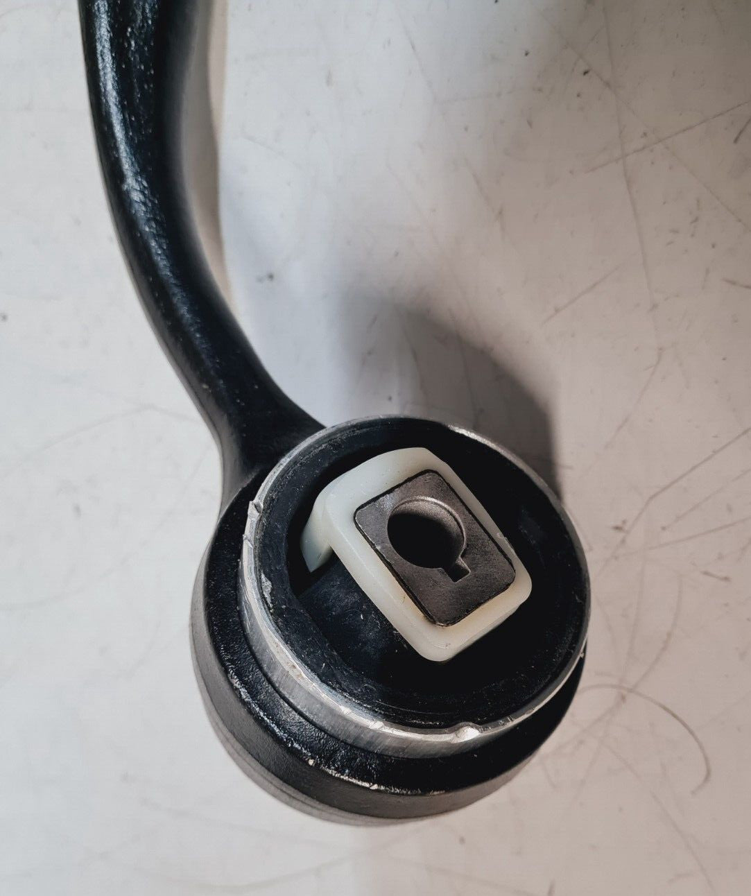 Front LH Lower Control Arm 1141 723 | LH | 1141723 BAW