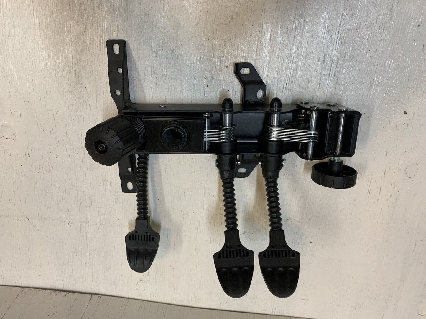 Heavy Equipment Chair Board Support Swivel Plate with 3 Arms 533B