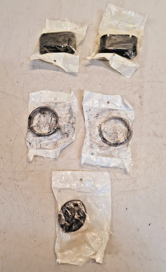 5 Qty. of AP Exhaust Mix Bracket Molded Rubber Gasket 9095 | 8180 | 8066 (5 Qty)
