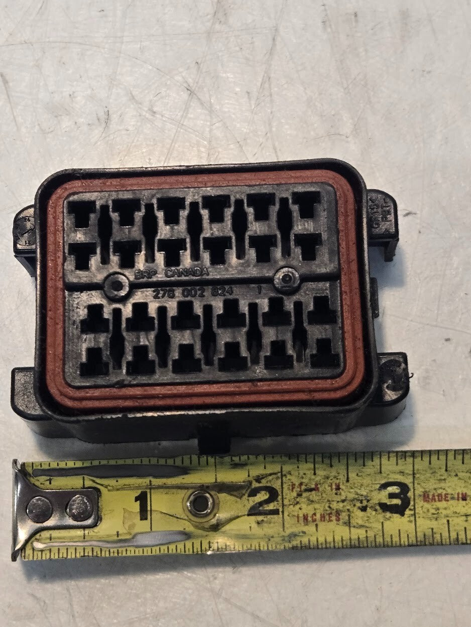 BRP Canada Case Assembly with Seal | 24 Position | 3 in x 2-1/4 in x 1-5/16 in