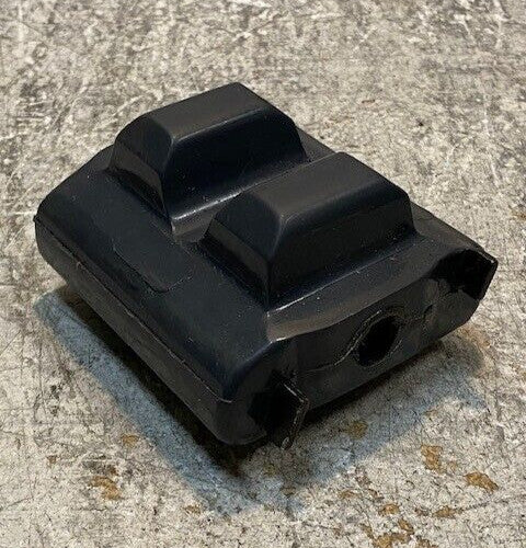 Clamshell Frame Mount Housing & Insert 4-1/2" L 3-1/2" W 2-1/2" H