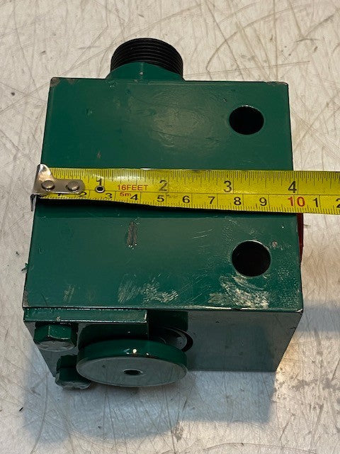 Hydraulic Solenoid Valve Manifold Green 37mm Thread OD 19mm ID 3"x4"x6-1/4"