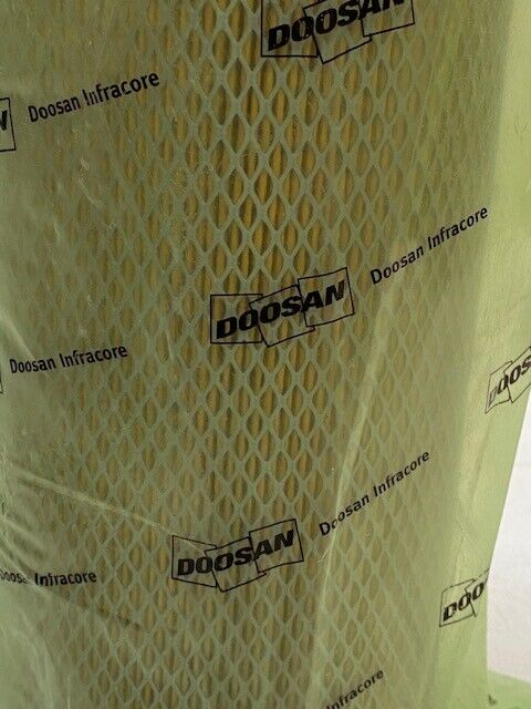 Doosan Cylinder Filter 16-1/4" Length 5-3/8" Width