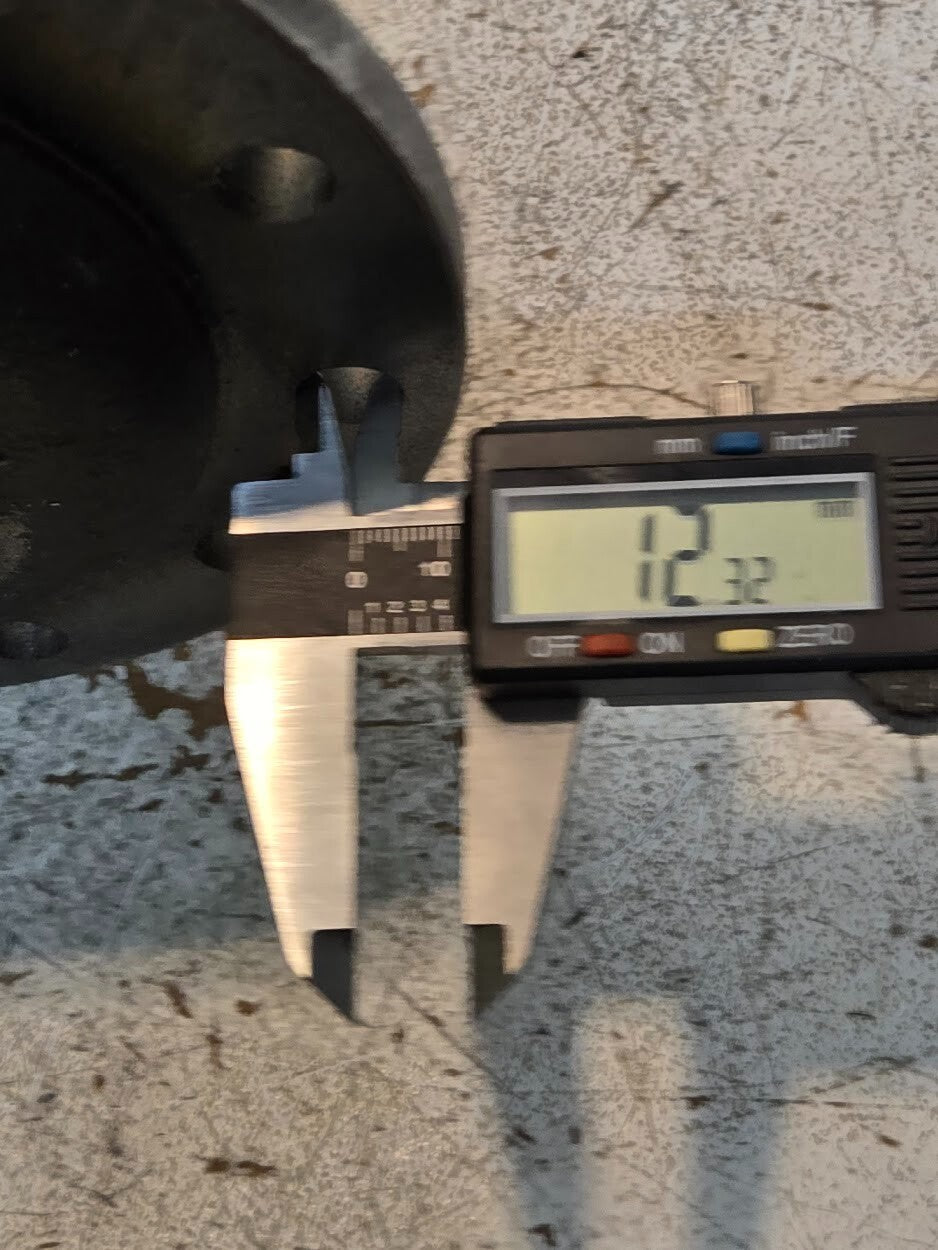 Driveshaft 18 1/2" Length 7 3/8" Hub Diameter 2 3/4" Shaft Diameter