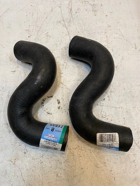 2 Quantity of Dayco 71533 Curved Radiator Hose (2 Quantity)