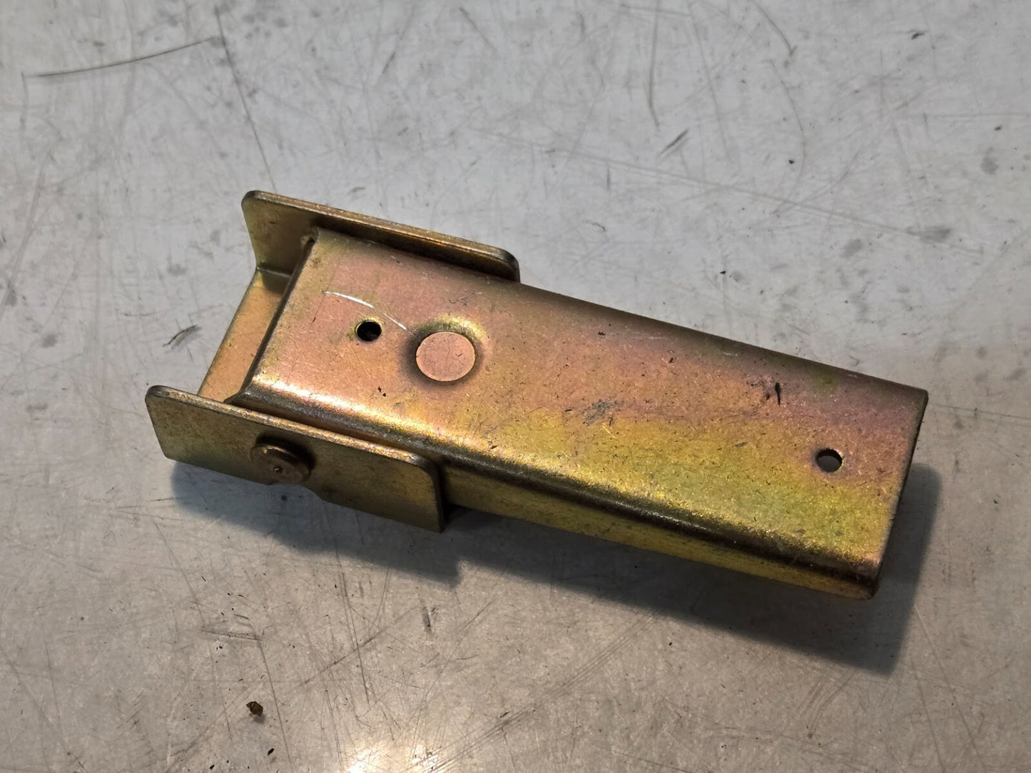 7 Quantity of GM Electromotive 1-08498896 Latches | 5" x 2" x 1" (7 Quantity)