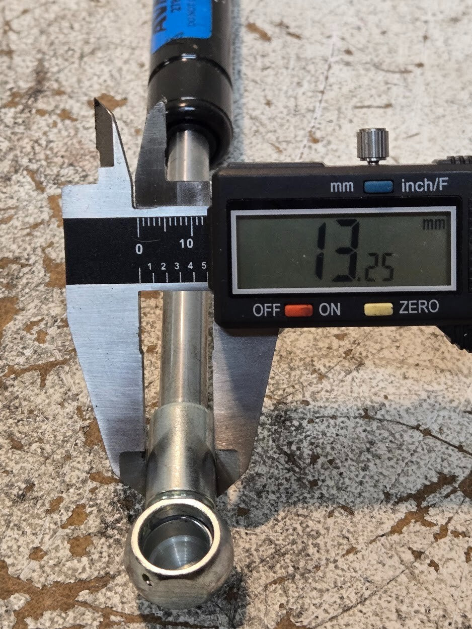 AVM Gas Spring 27867-002 | 3072