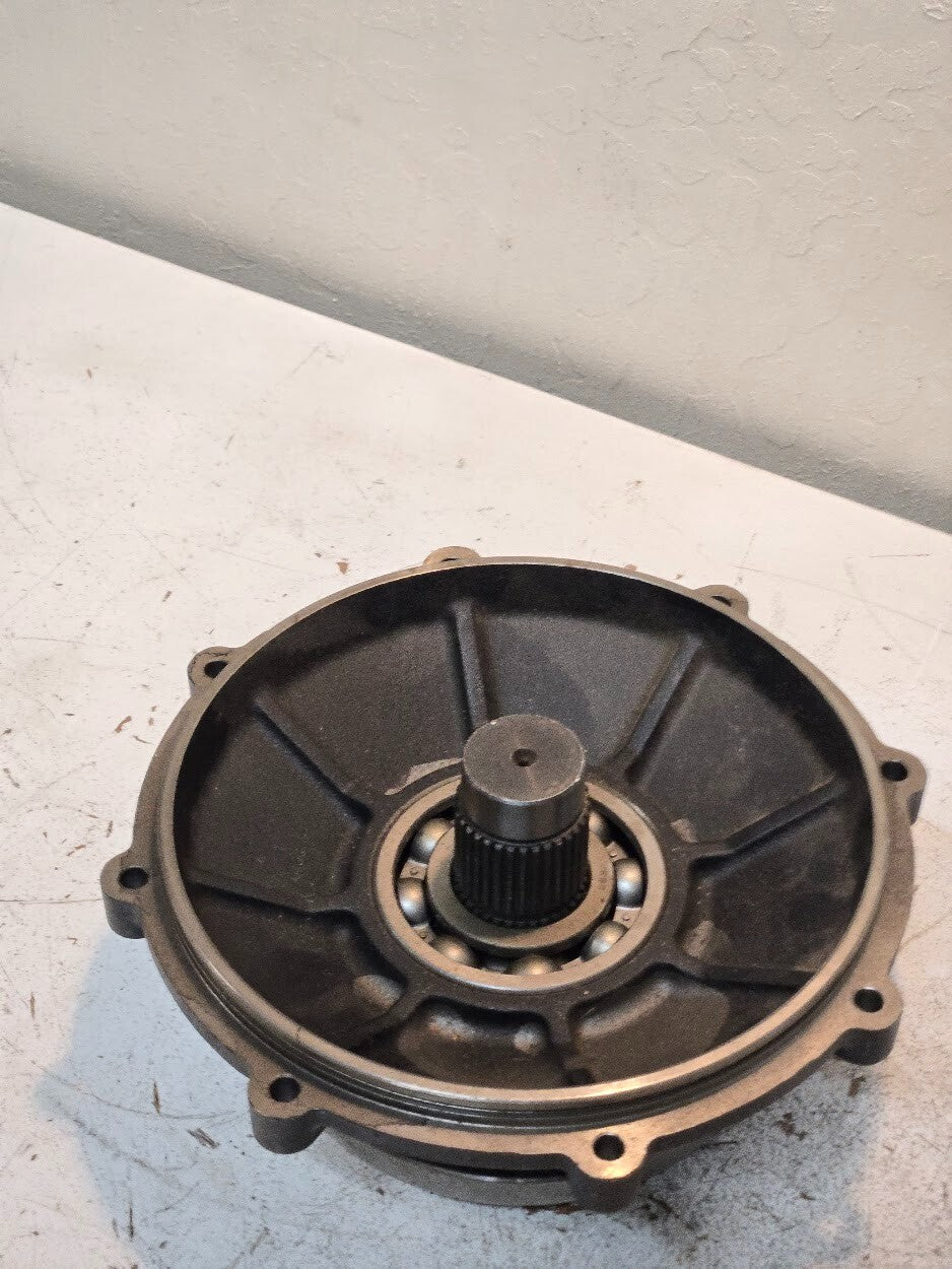 Tractor Hub and Cover M20BW 5L6