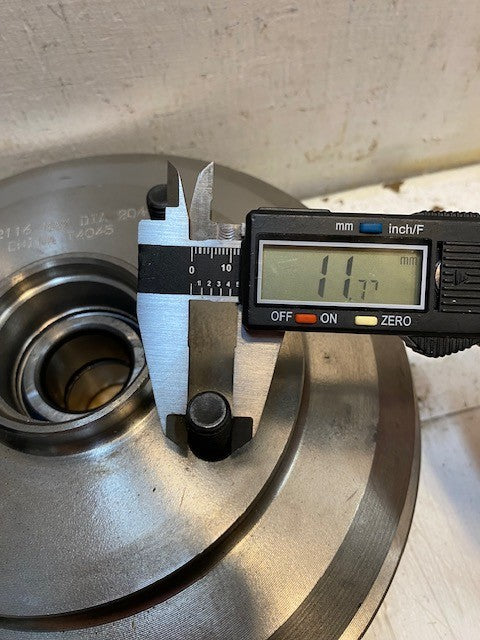 Duralast Brake Drum 22116 | 4 x 180mm Bolt Pattern | Max. Dia. 204.3MM | 14045