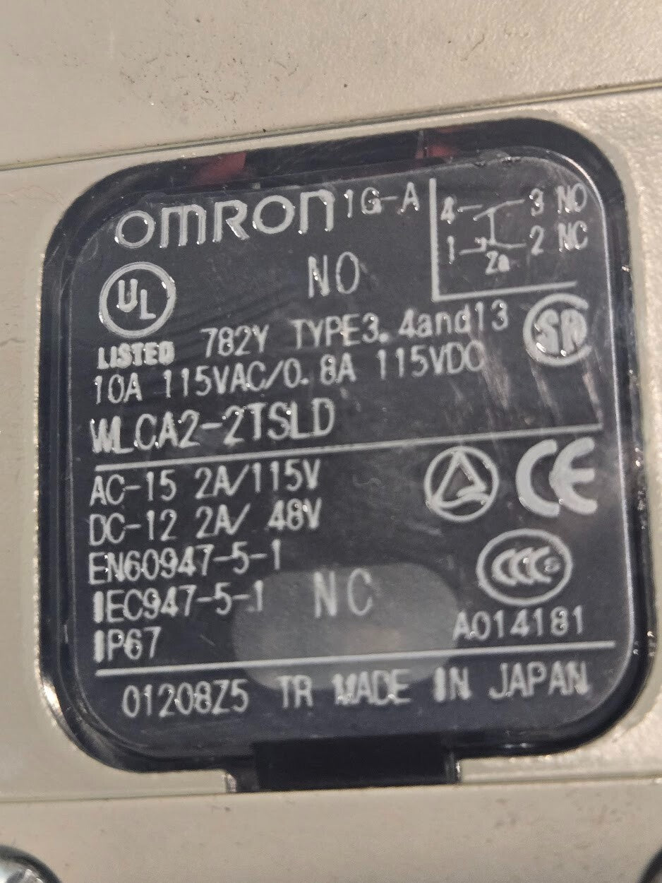 Omron Roller Lever Limit Switch WLCA2-2TSLD | 1G-A | NO | 782Y Type 3, 4, and 13