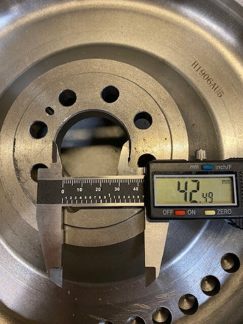 Flywheel 123-Teeth 8-Bolt 42mm-Bore H1906AU5 | 12-1/2" x 12-1/2" x 2-1/4"