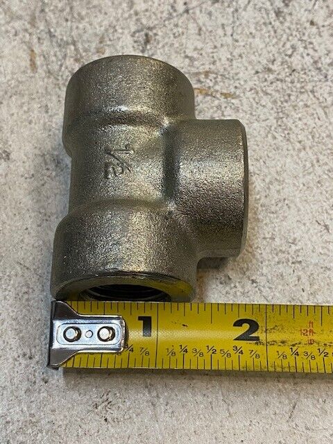 8 Qty of 1/2" Tee Coupling Fittings 59mm Length 18mm ID (8 Quantity)