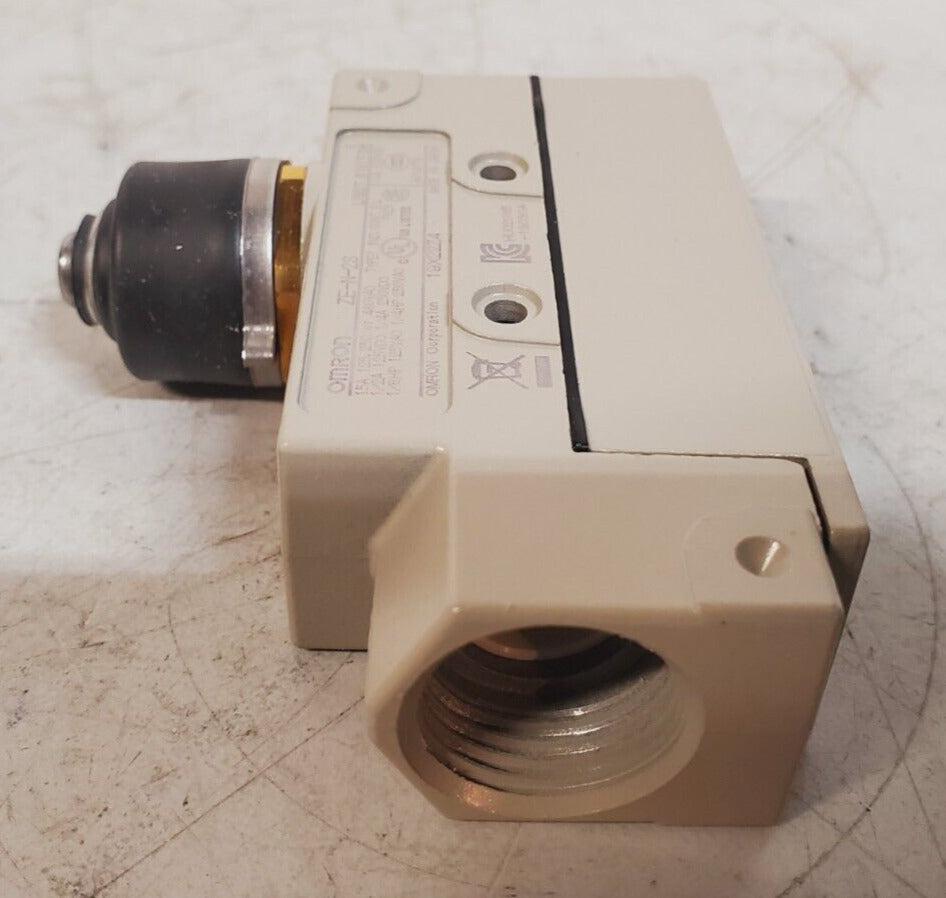 Omron Limit Switch ZE-N-2S | 6587 | 19X22Z4