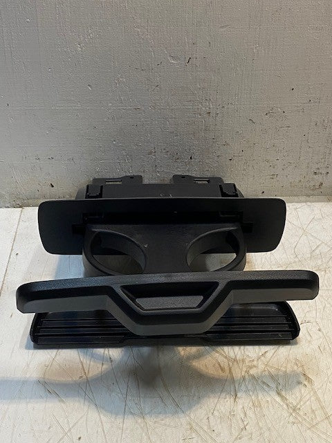Rear Seat Dual Drink Holder 1112248-1 7133 for 2005-10 Jeep Grand Cherokee