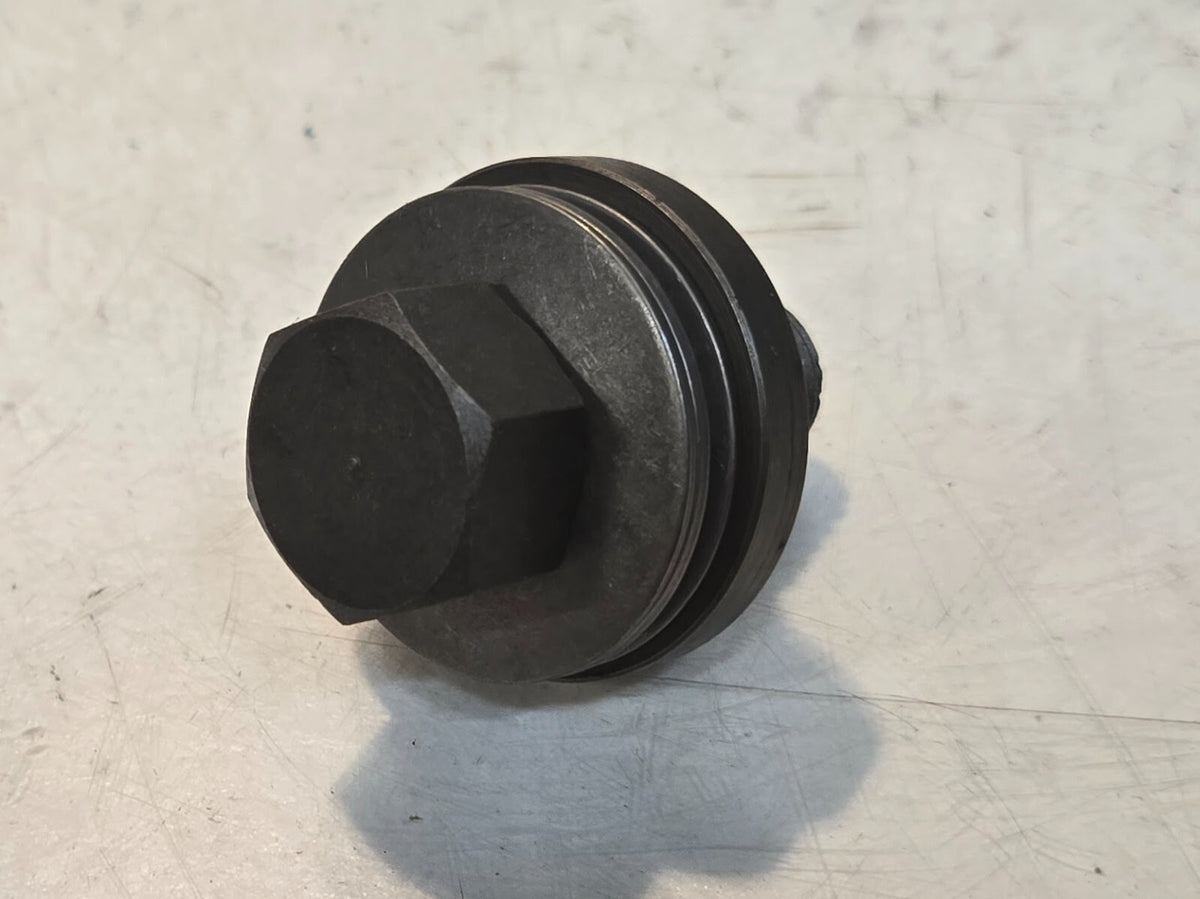 8 Quantity of 8053001 Cone Fasteners 22 mm Hex 15.65 mm Thread (8 Quantity)