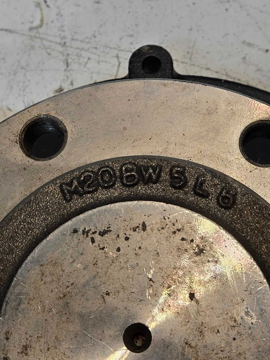 Tractor Hub and Cover M20BW 5L6