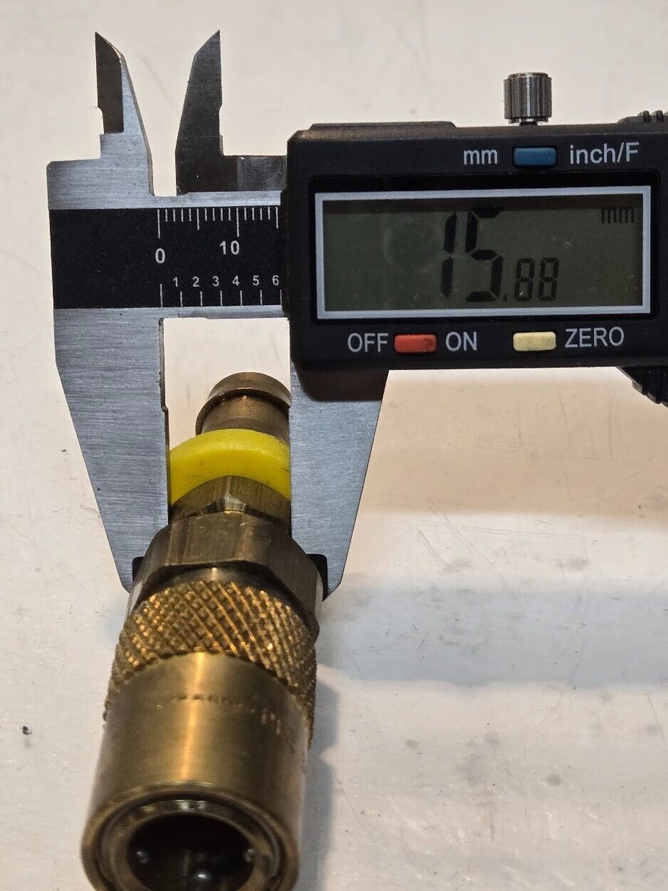 2 Quantity of PPE 300 Series 1/4" Quick Connect Fittings 3/8" Push-Lok (2 Qty)