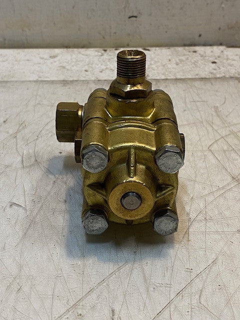 General Pump Valve 7" Long 3-1/4" Wide 3-1/2" Tall 17mm Thread 15mm ID