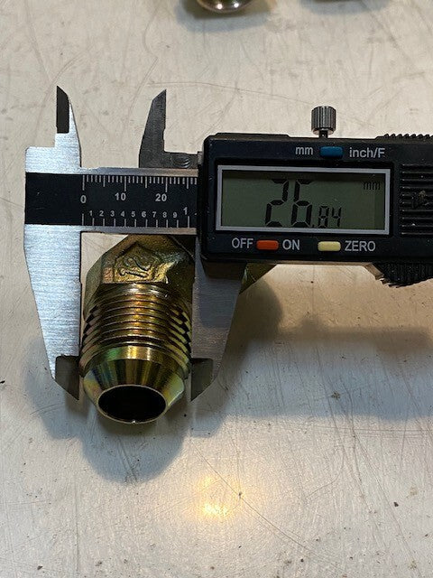 14 Qty of Eaton Aeroquip 45 Degree Elbow Male x Female Fittings 12 (14 Qty)