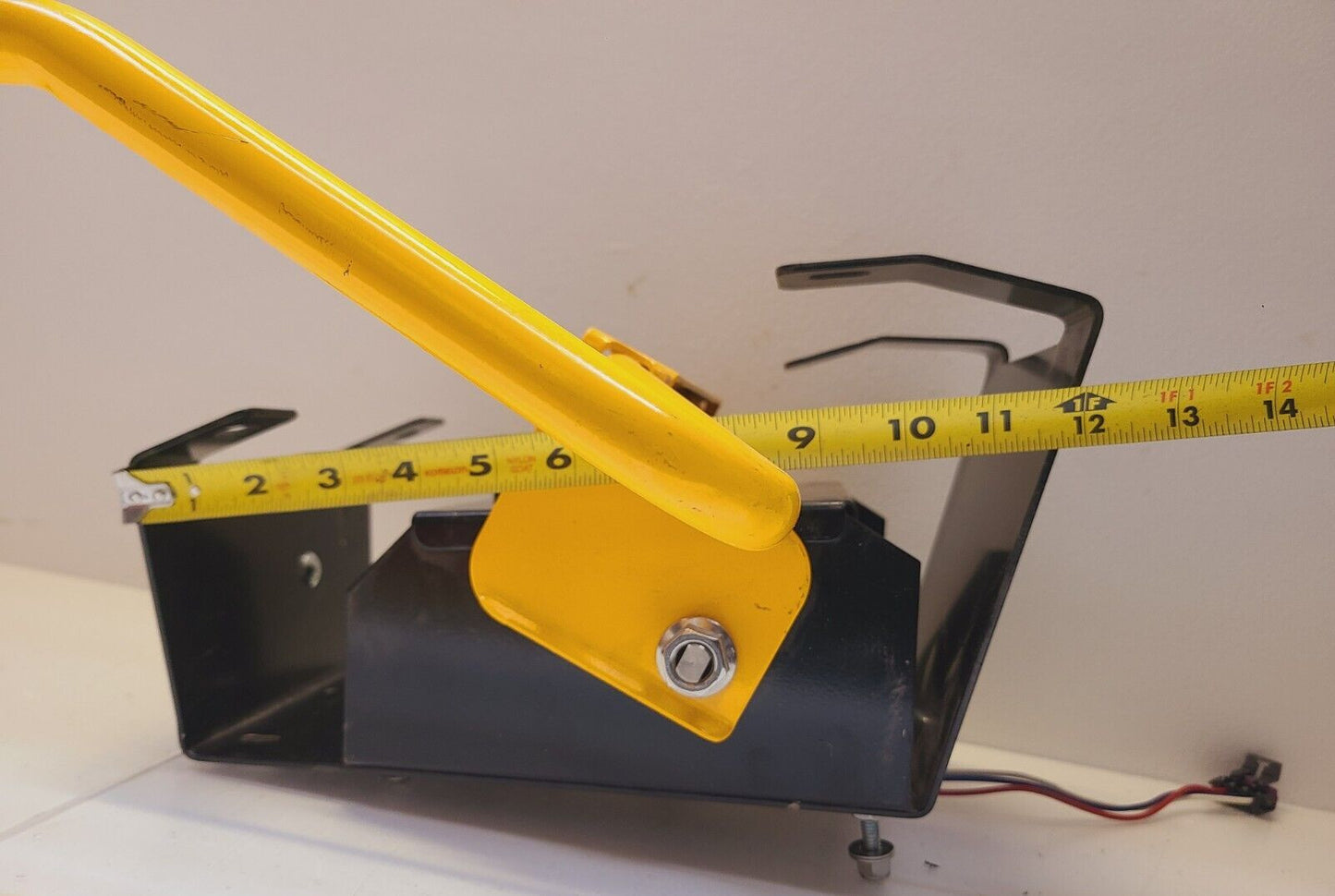 Electric Defender Series Crossing Arm Base 078114