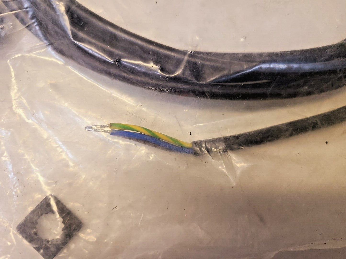 Norgren Molded Cable V10014-D03 |  C4/24