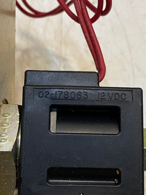 Vickers MCD-3740 Hydraulic Valve REV 2 633 | 02-178063 12VDC